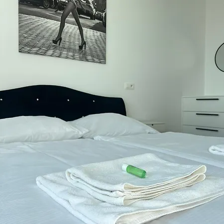 Skau Apollo Free Parking Apartment *
